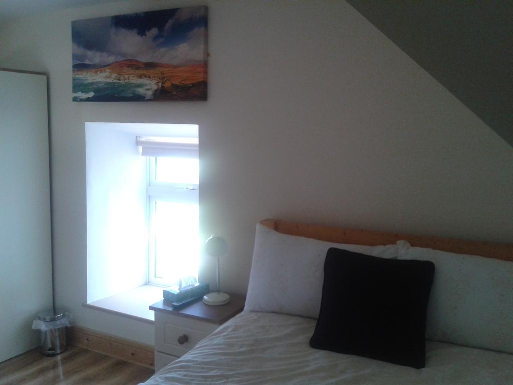 Eyeries Cappa House B&B חדר תמונה