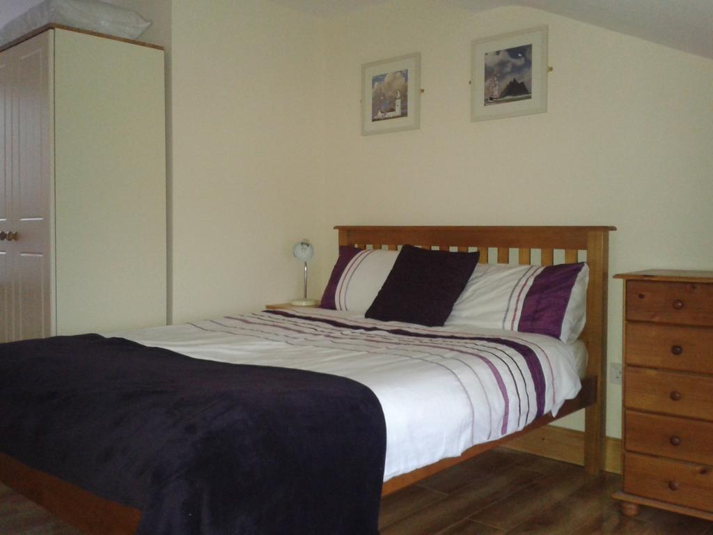 Eyeries Cappa House B&B חדר תמונה