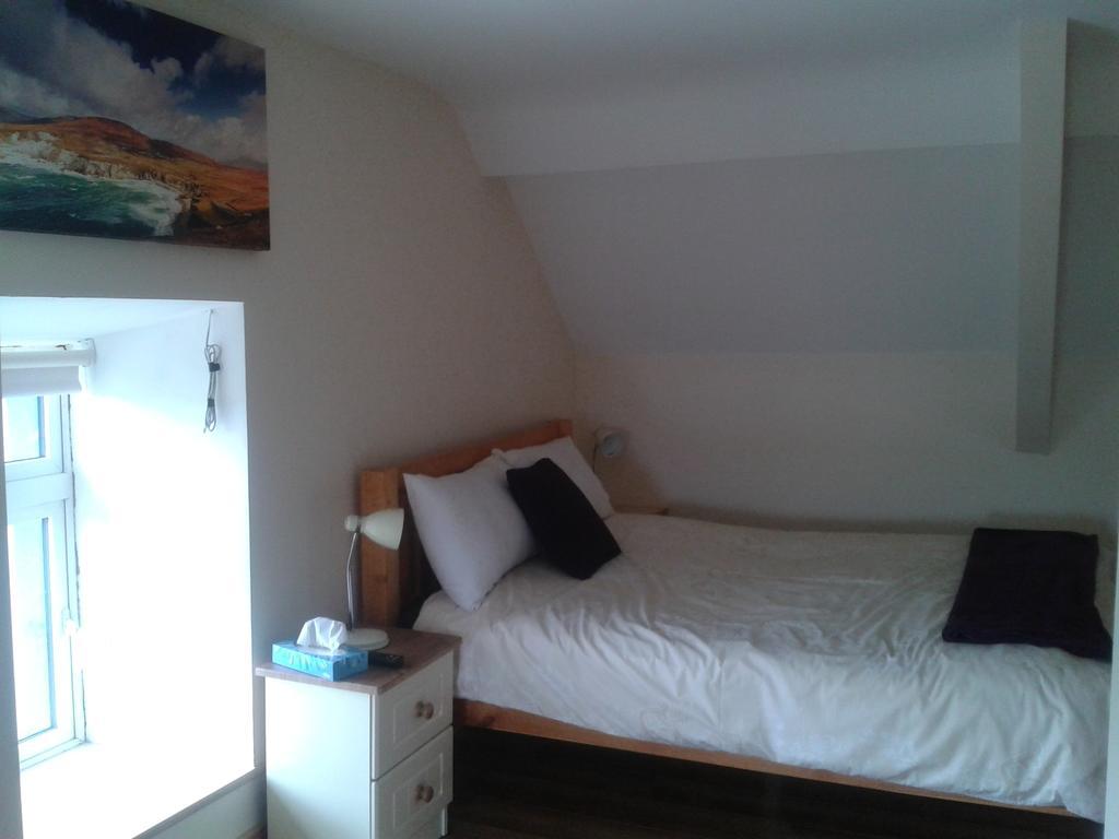 Eyeries Cappa House B&B חדר תמונה