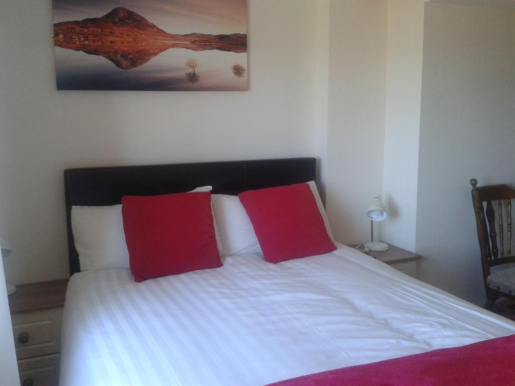 Eyeries Cappa House B&B חדר תמונה